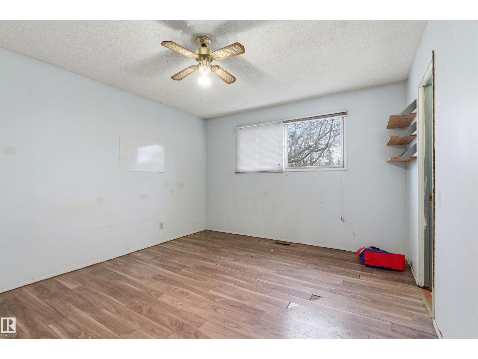 11211 77 AV NW - 18