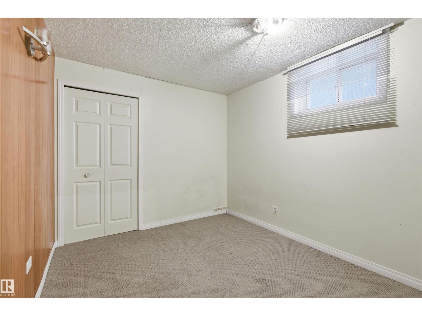 11211 77 AV NW - 26