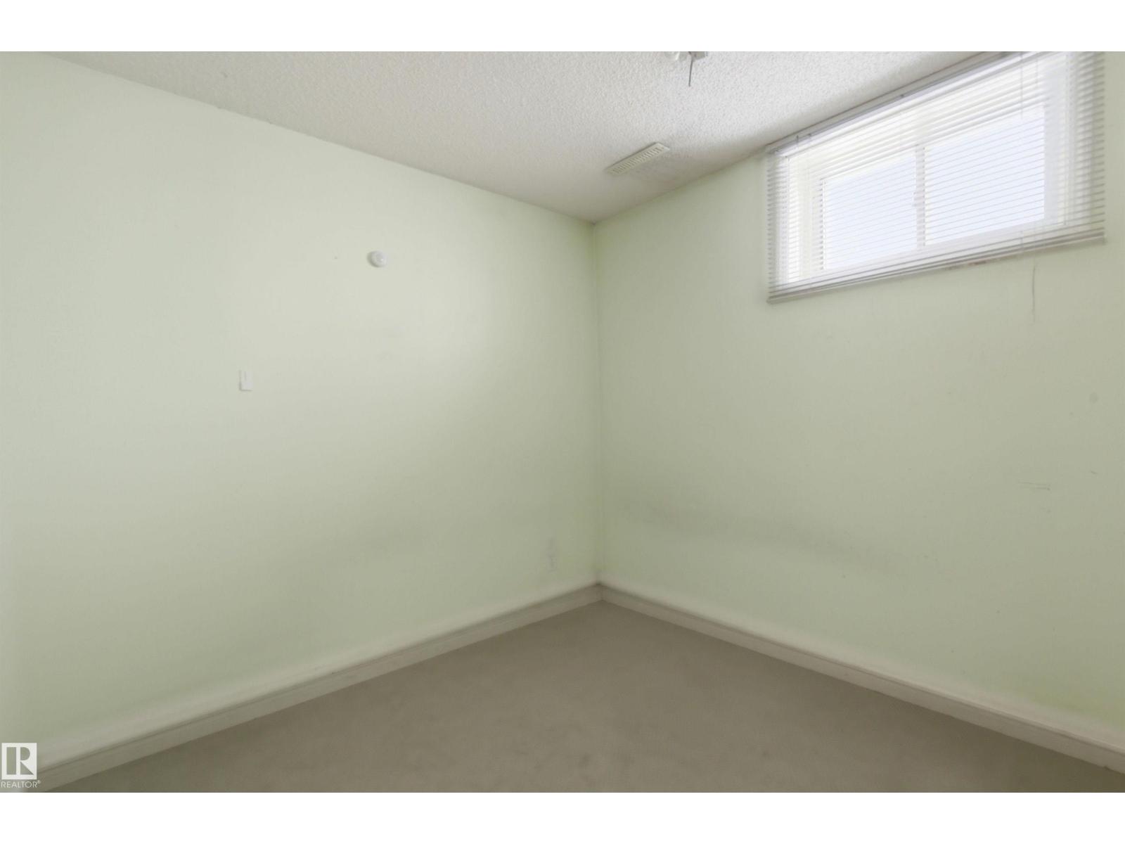 11211 77 AV NW - 28
