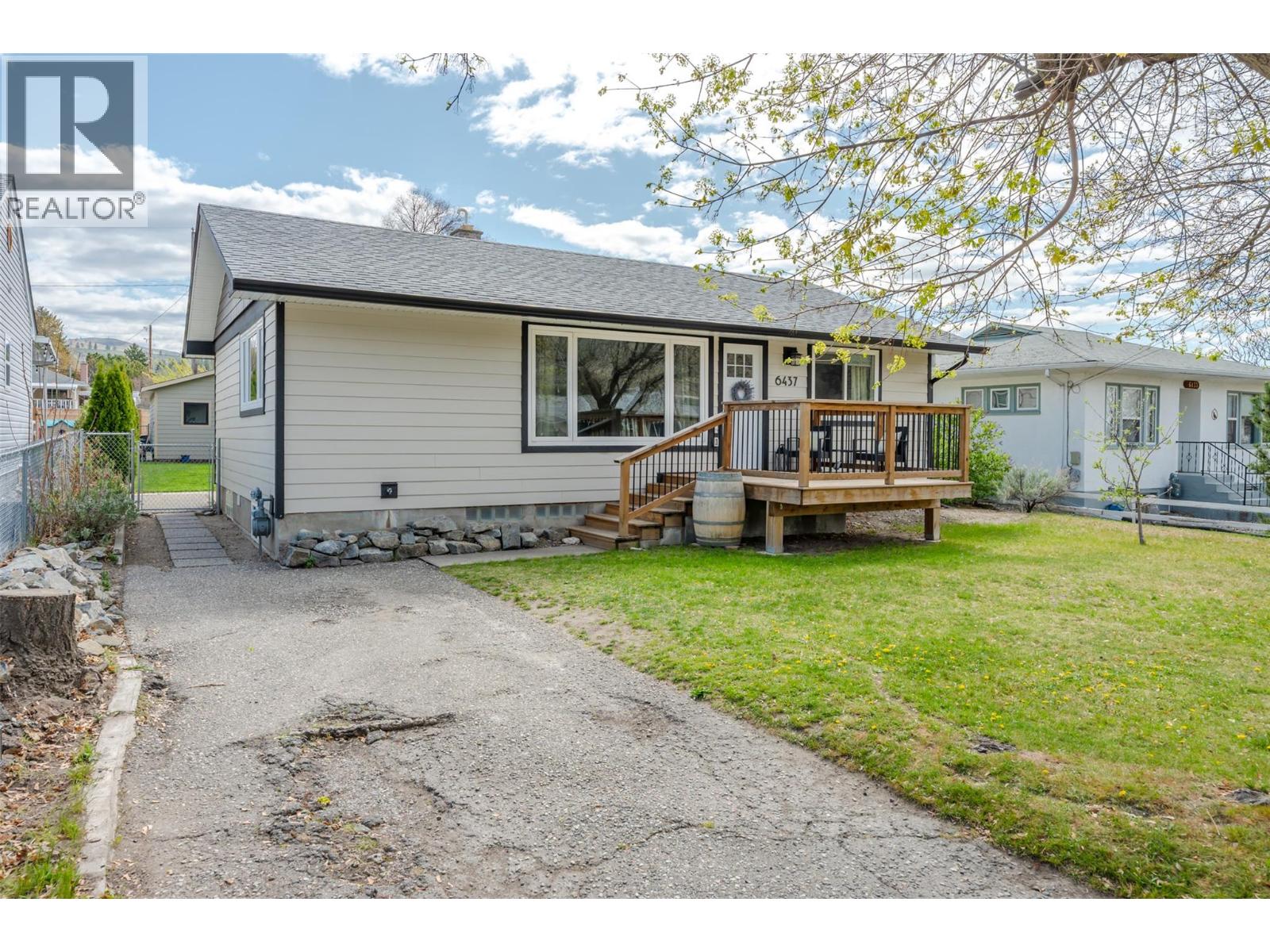 6437 BADGER Street - 54