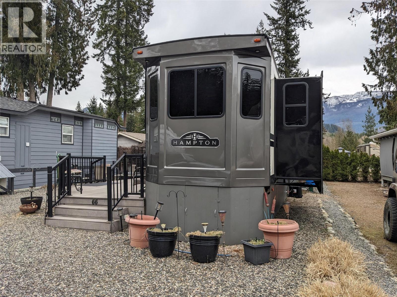 55 3303 Mabel Lake Road, Enderby