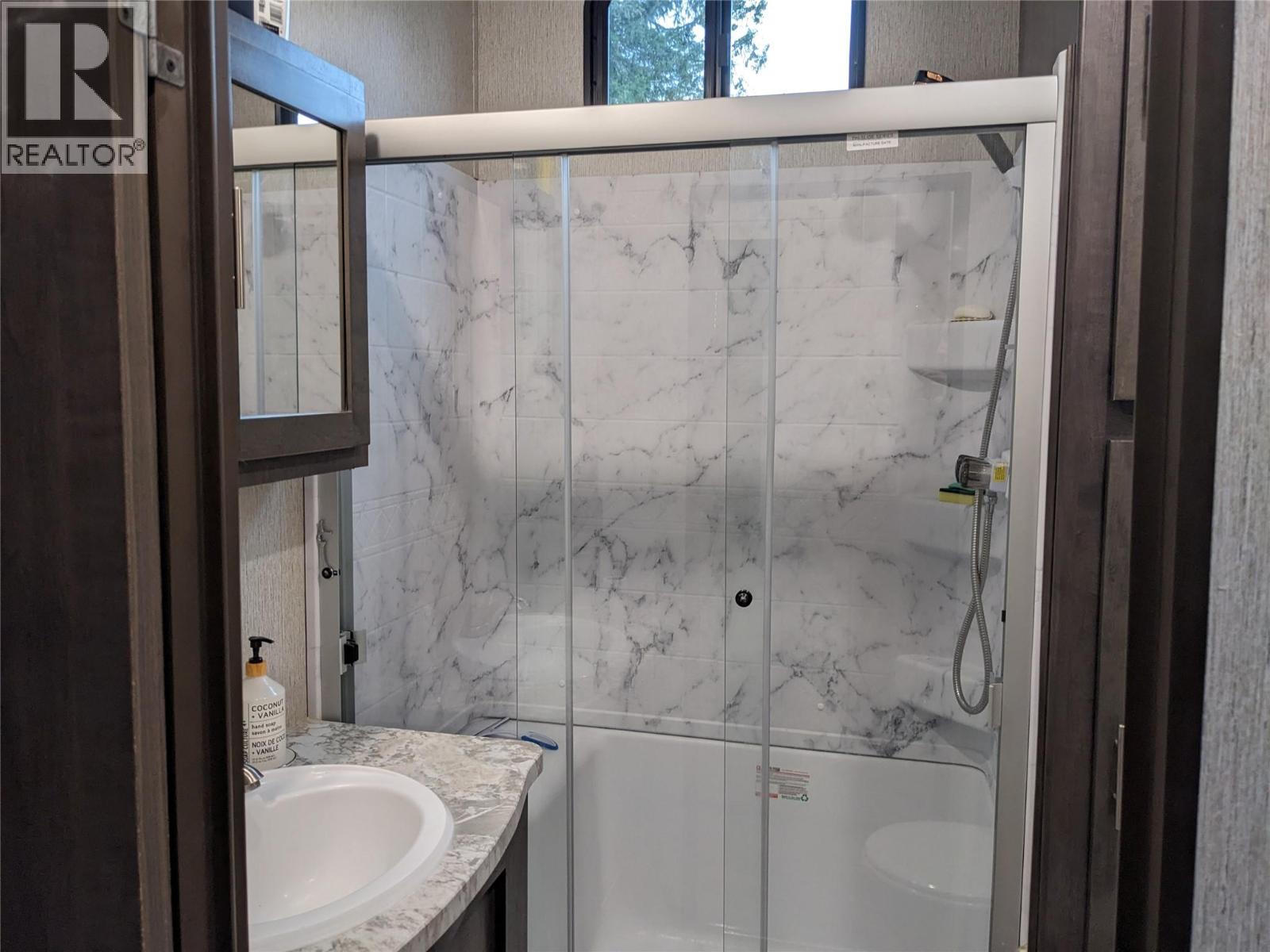 55 3303 Mabel Lake Road, Enderby