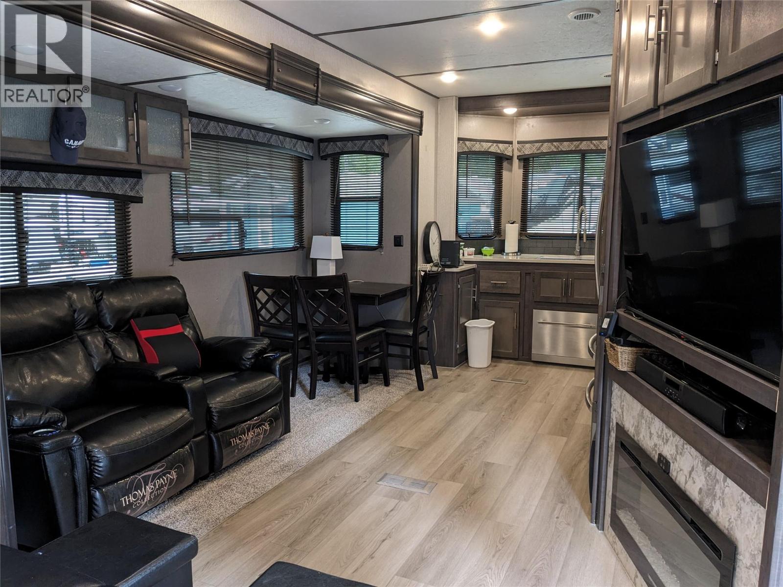 55 3303 Mabel Lake Road, Enderby