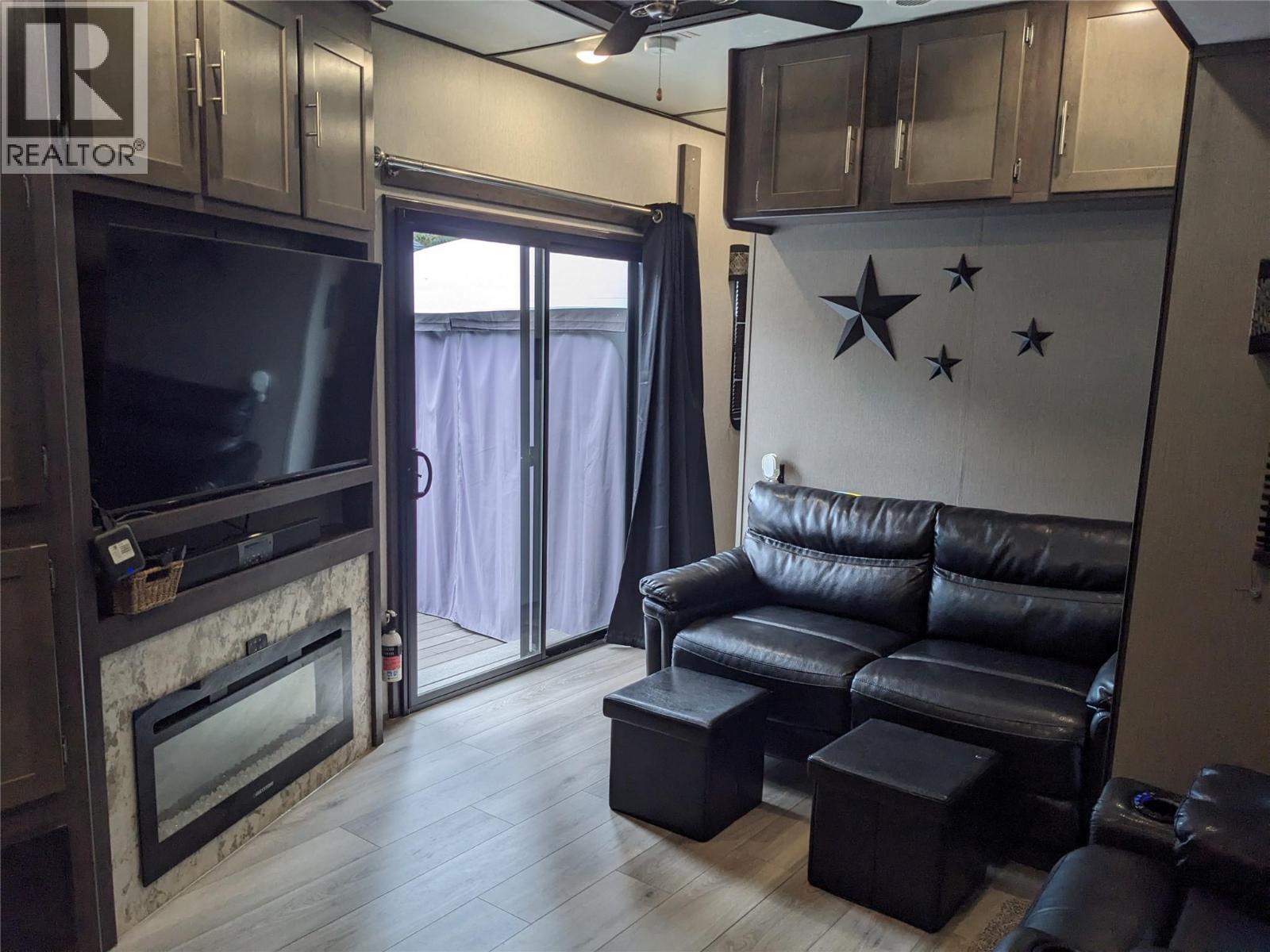 55 3303 Mabel Lake Road, Enderby