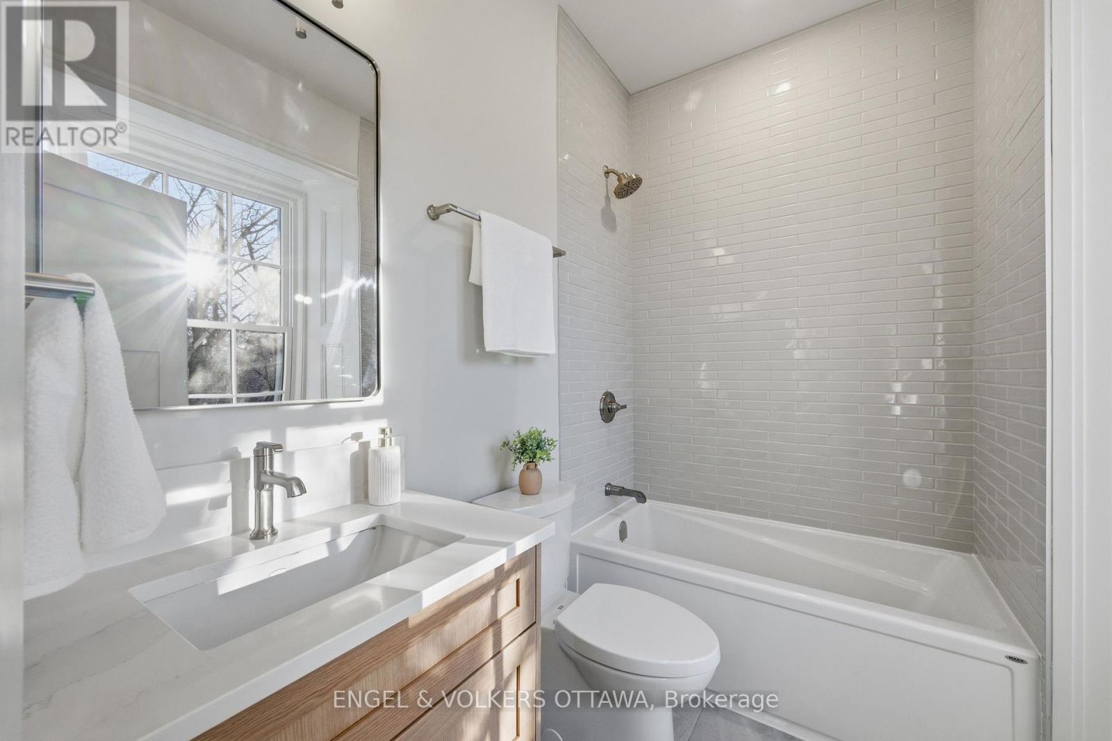 71 THOMAS STREET - 31