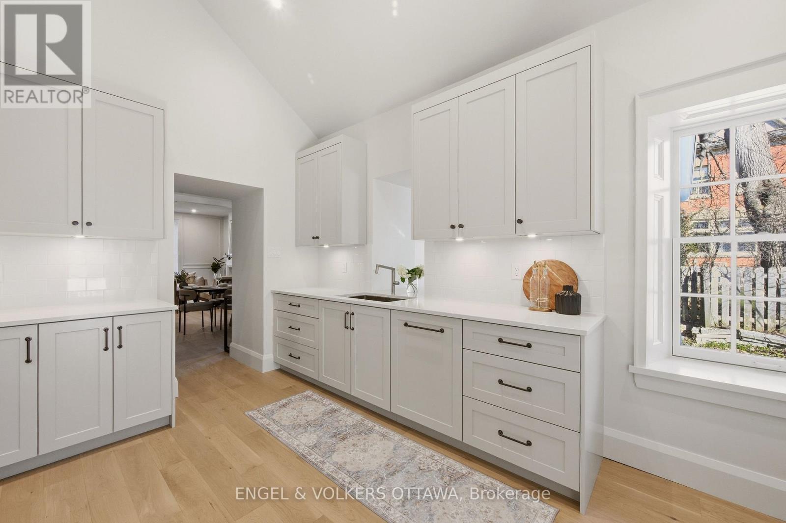 35 MACKAY STREET - 21