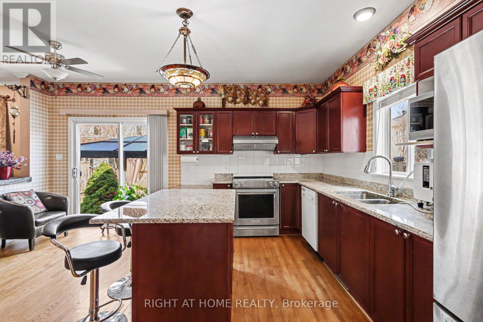 257 STONEWAY DRIVE - 16