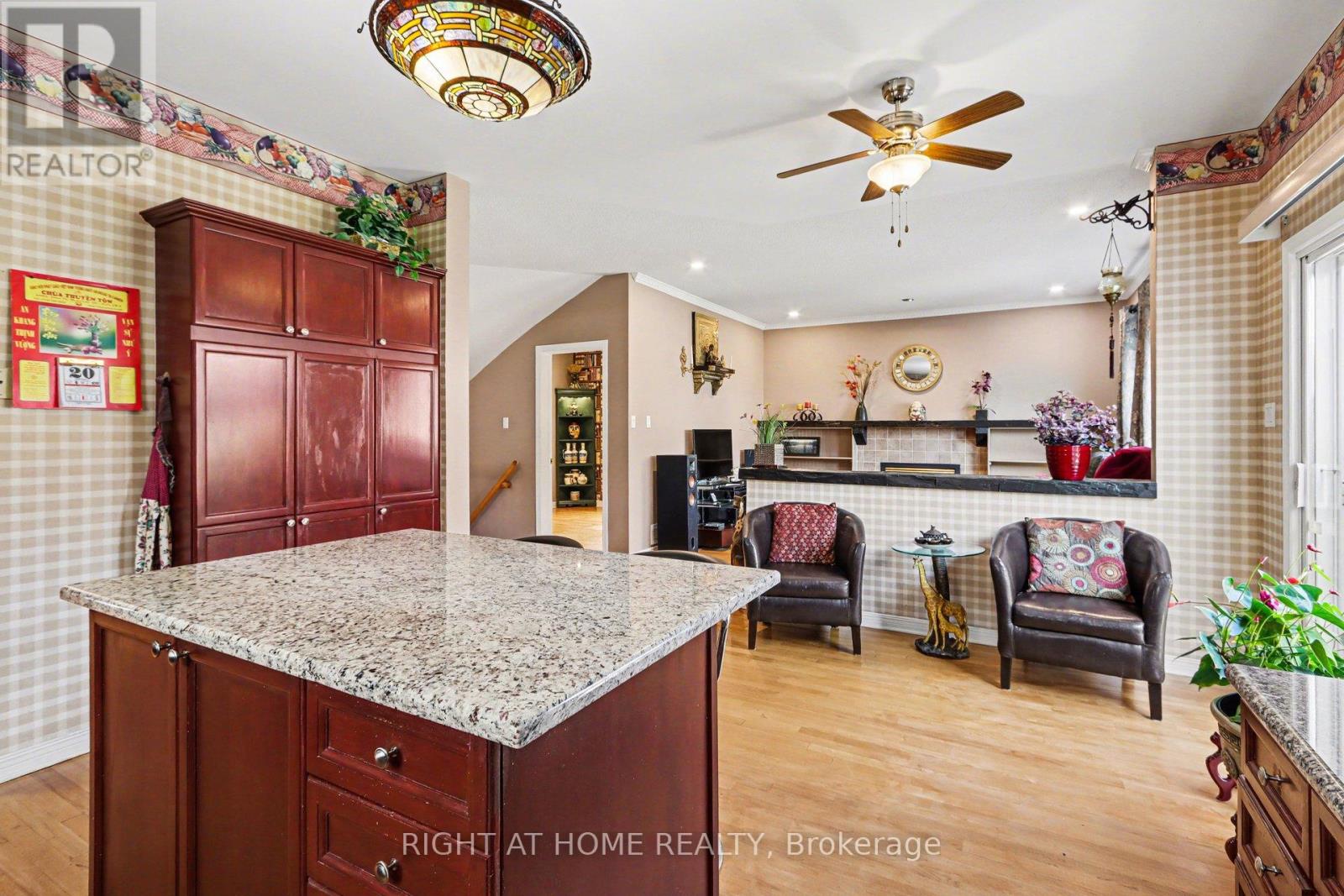 257 STONEWAY DRIVE - 18