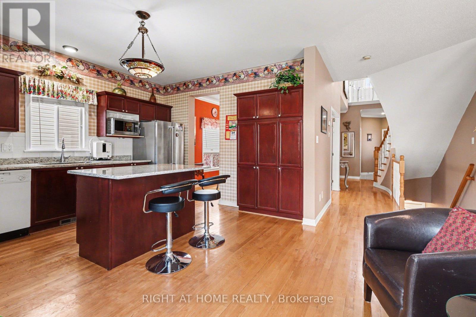 257 STONEWAY DRIVE - 19