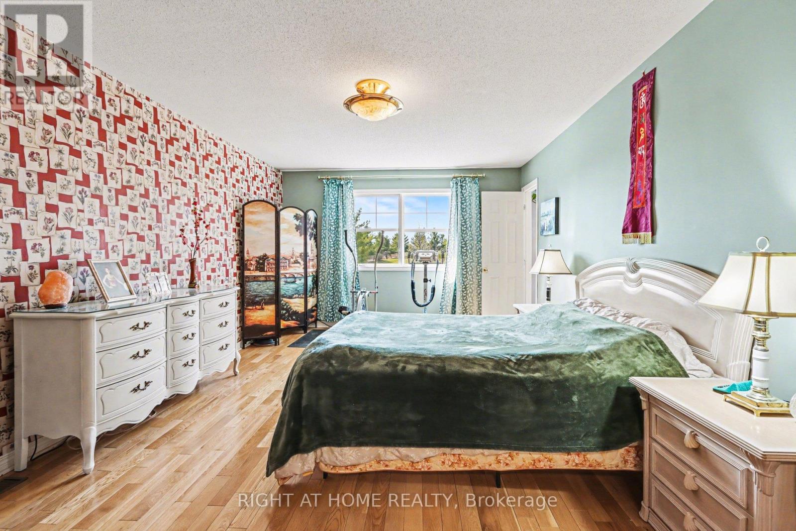 257 STONEWAY DRIVE - 30