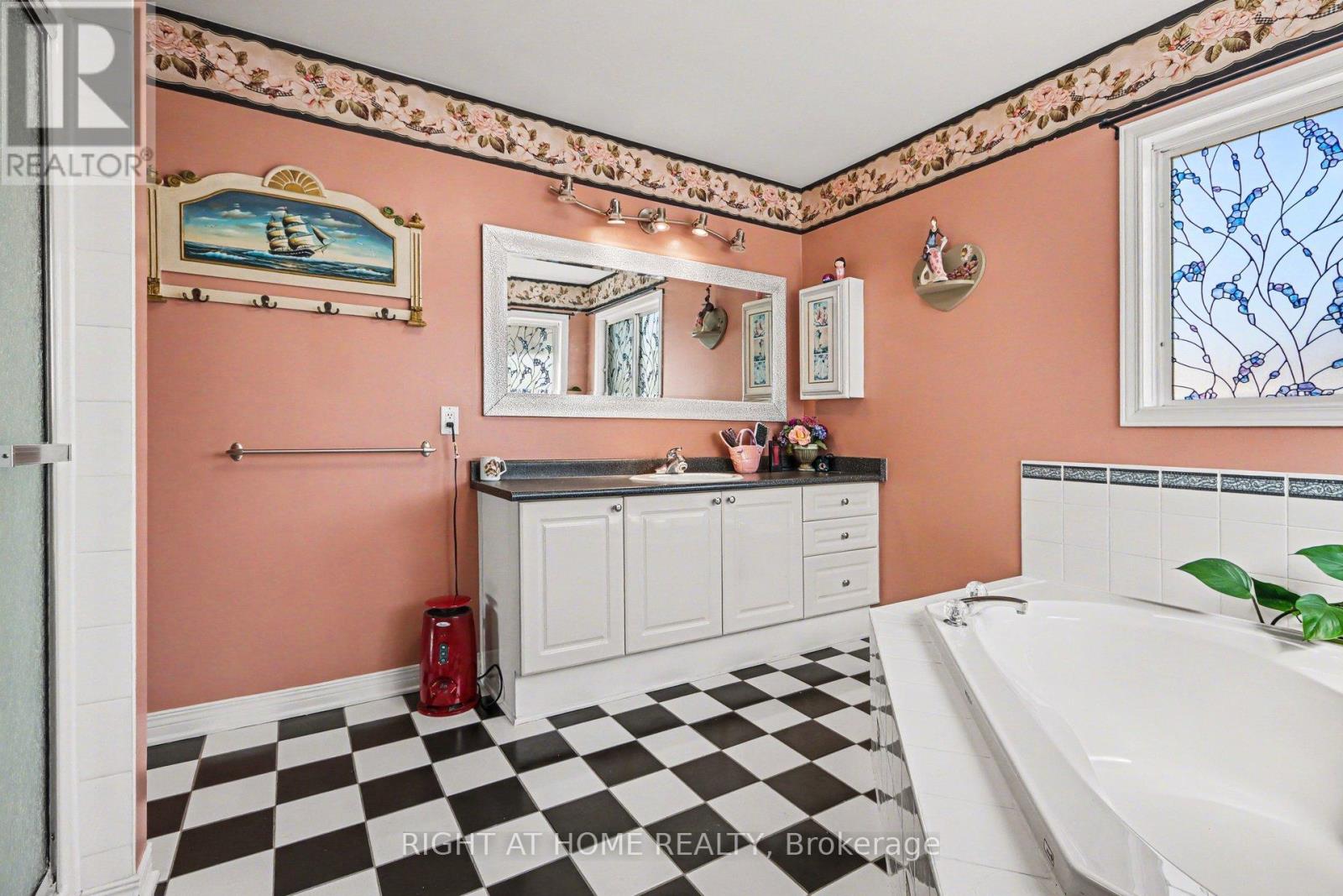 257 STONEWAY DRIVE - 31
