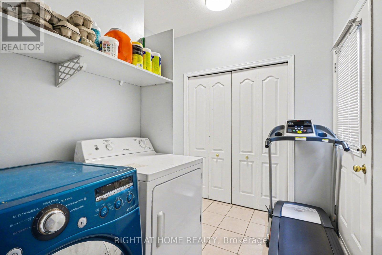 257 STONEWAY DRIVE - 39