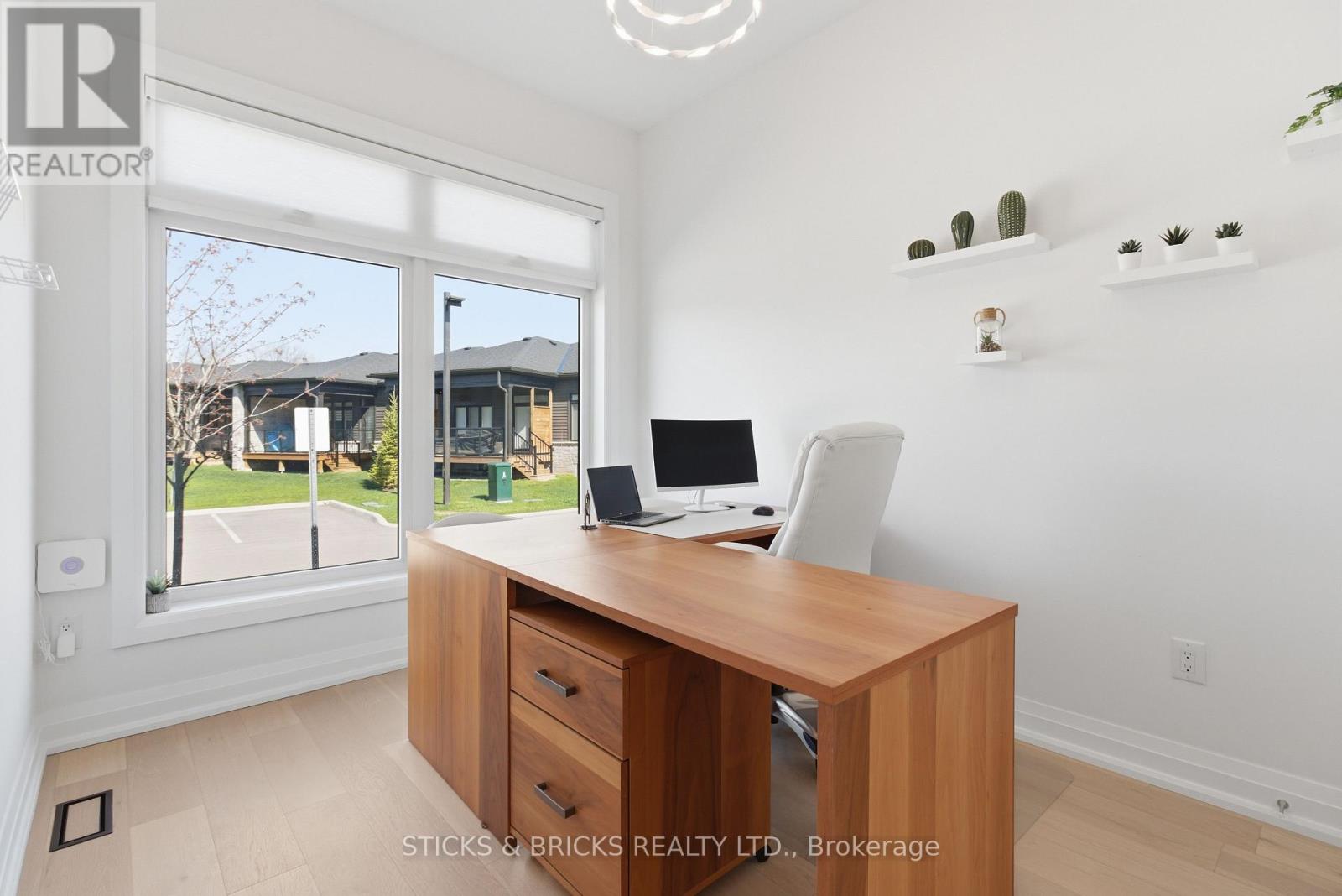 Second bedroom/home office