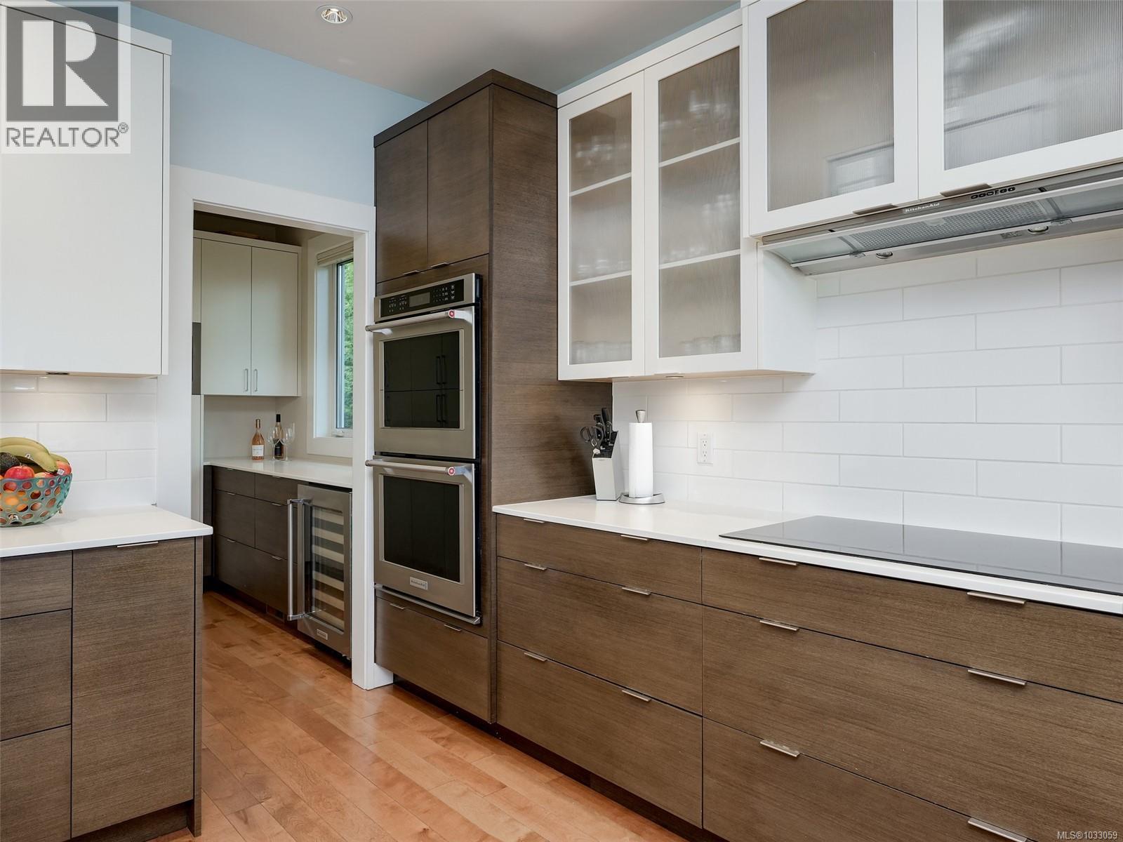  4885 Prospect Lake Road, Saanich