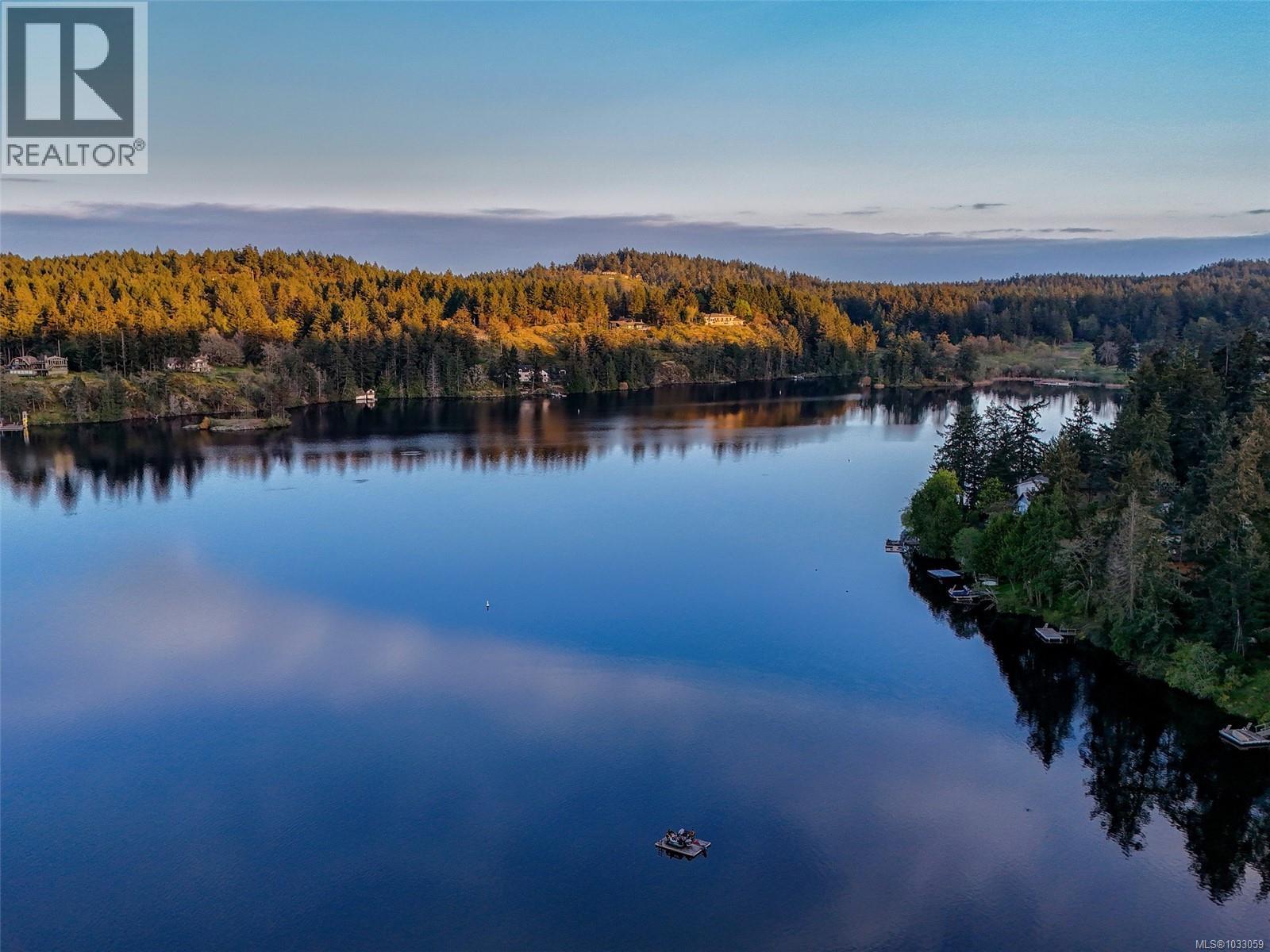  4885 Prospect Lake Road, Saanich