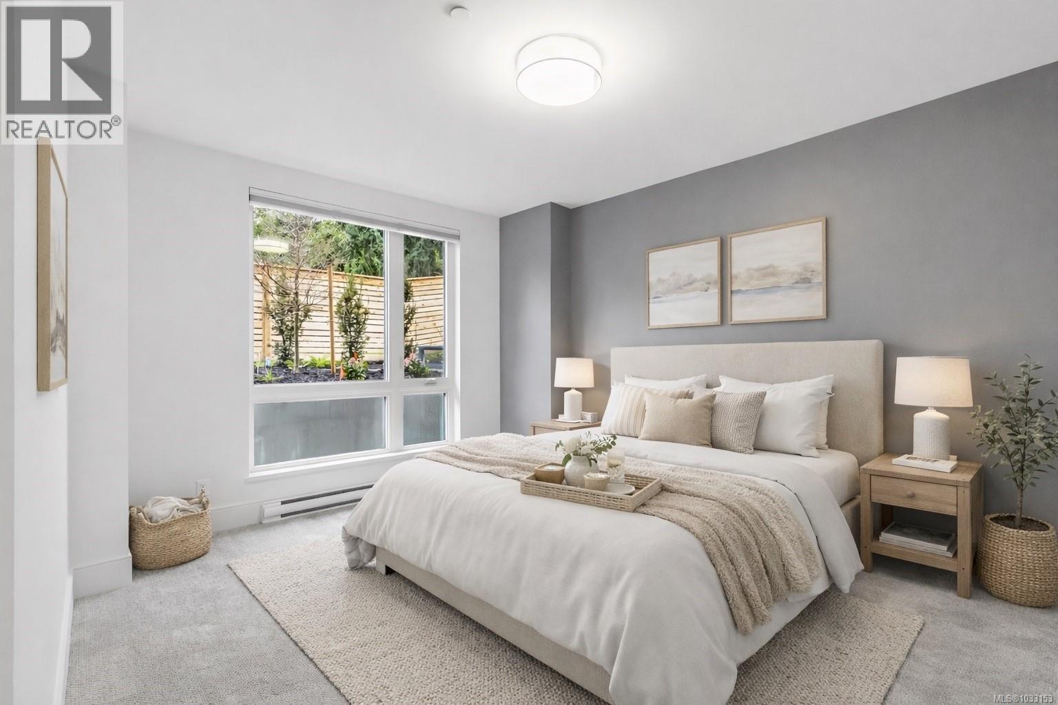 103 990 Doumac Avenue, Saanich