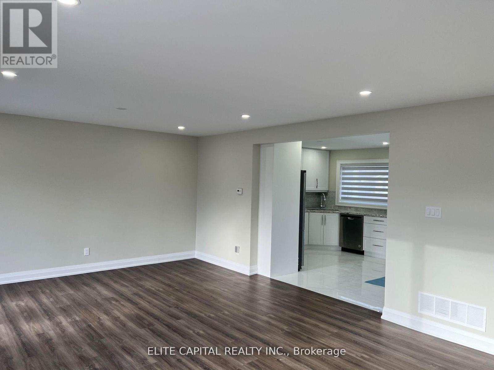 67 HUTCHERSON SQUARE - 5
