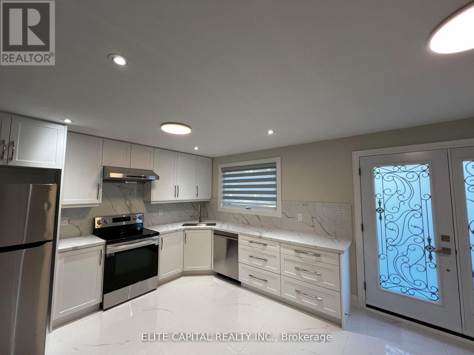 69 HUTCHERSON SQUARE - 4