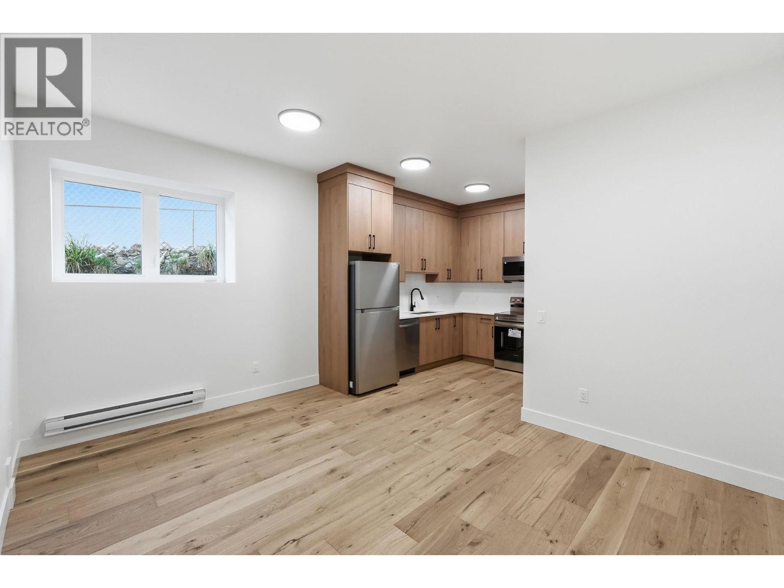 1087 Carnoustie Drive, Kelowna