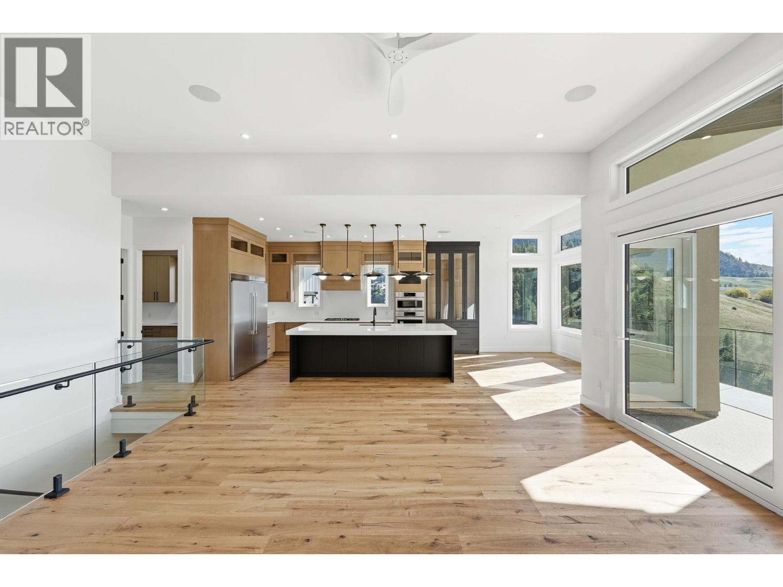 1087 Carnoustie Drive, Kelowna