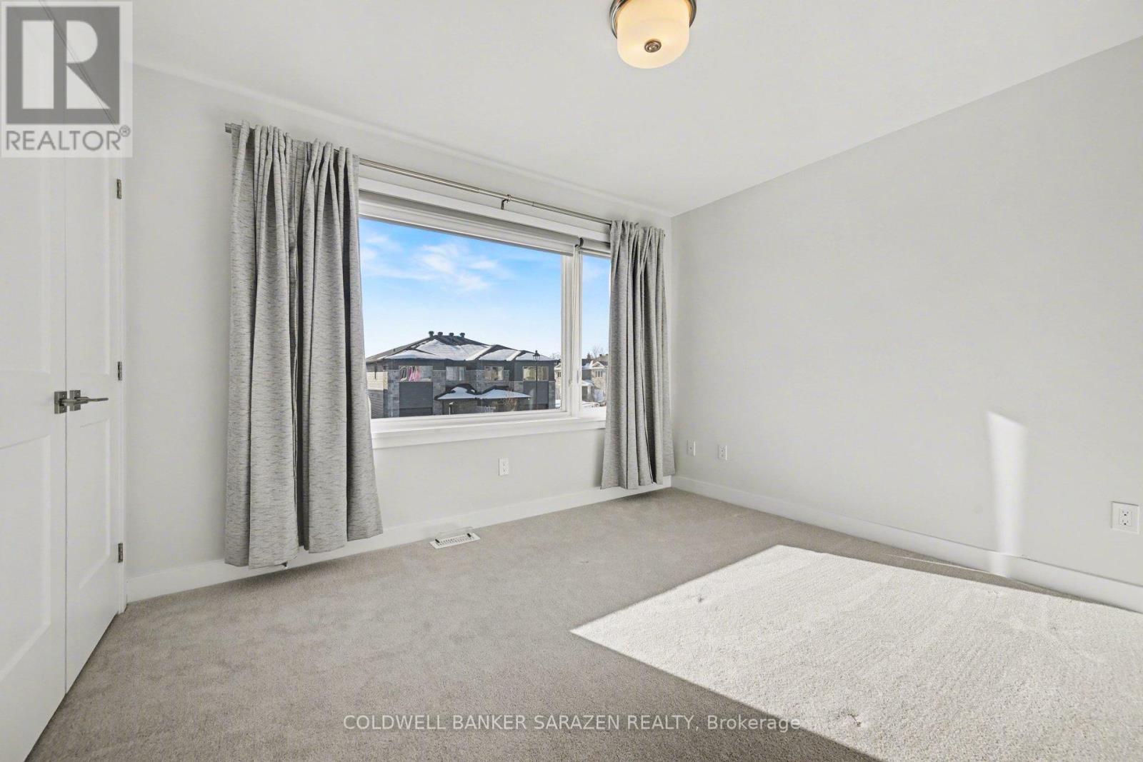 Vacant bedroom