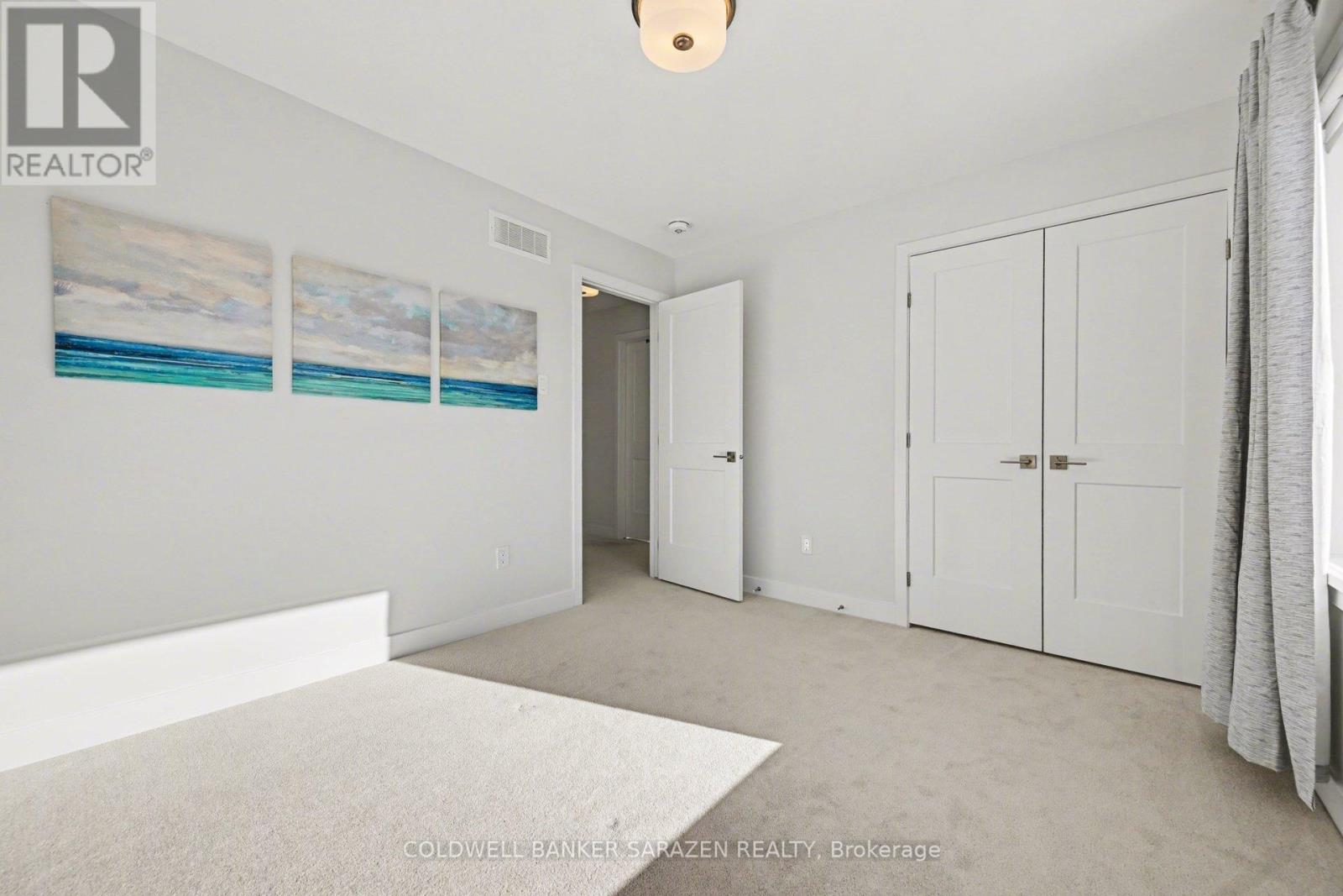 Vacant bedroom