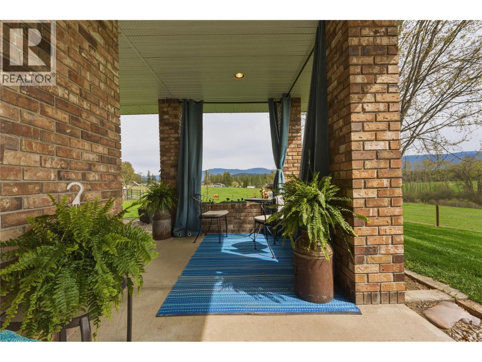  5271 Pyott Road, Spallumcheen