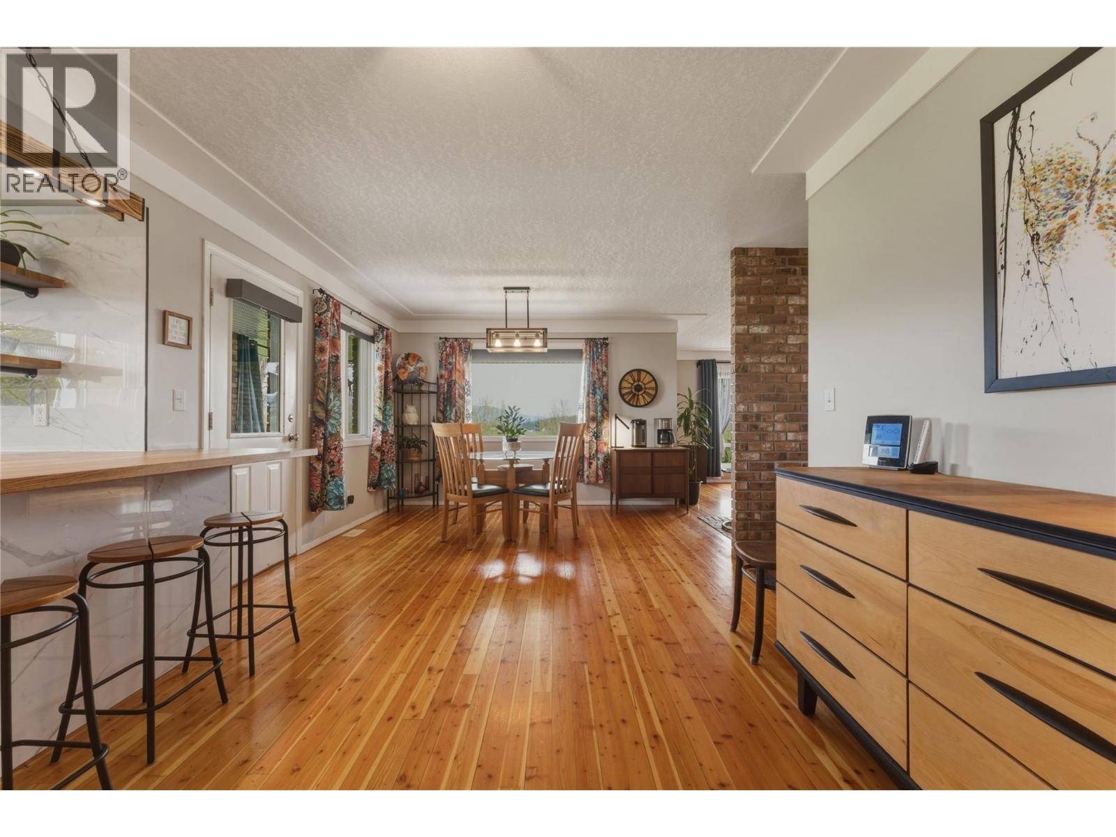  5271 Pyott Road, Spallumcheen