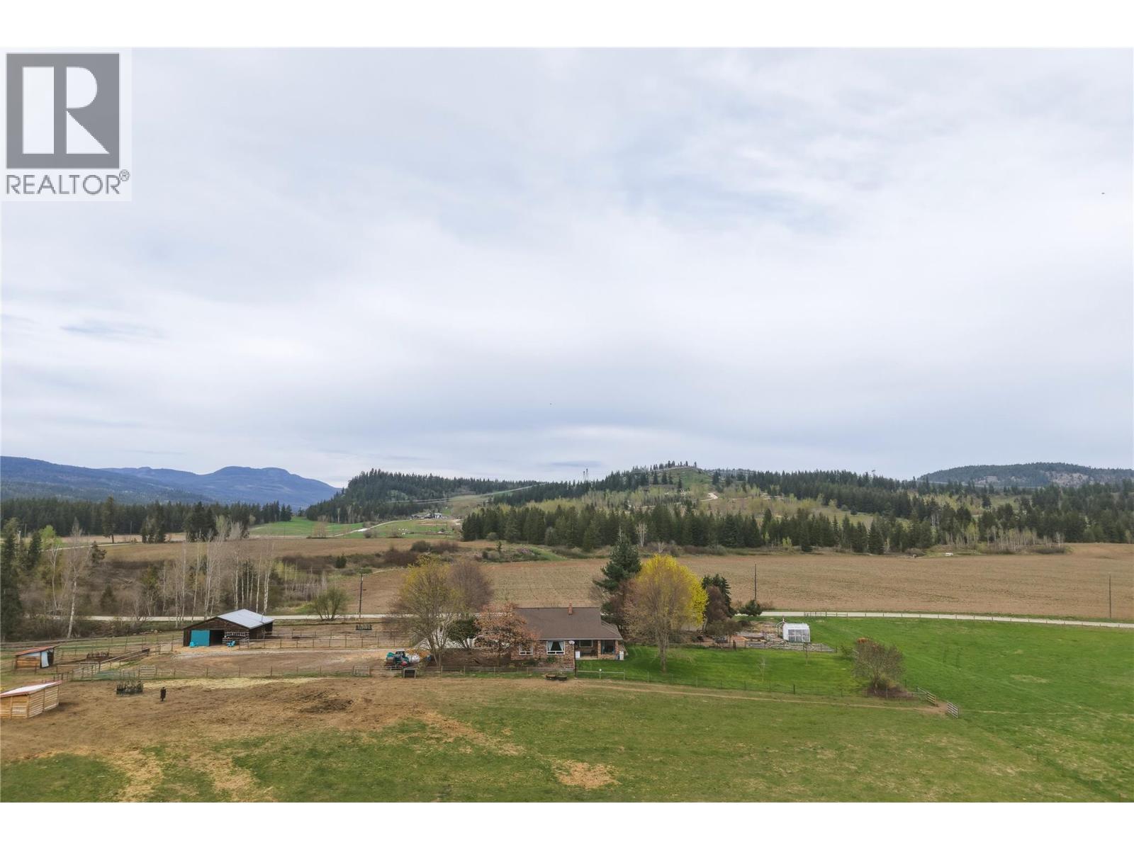  5271 Pyott Road, Spallumcheen