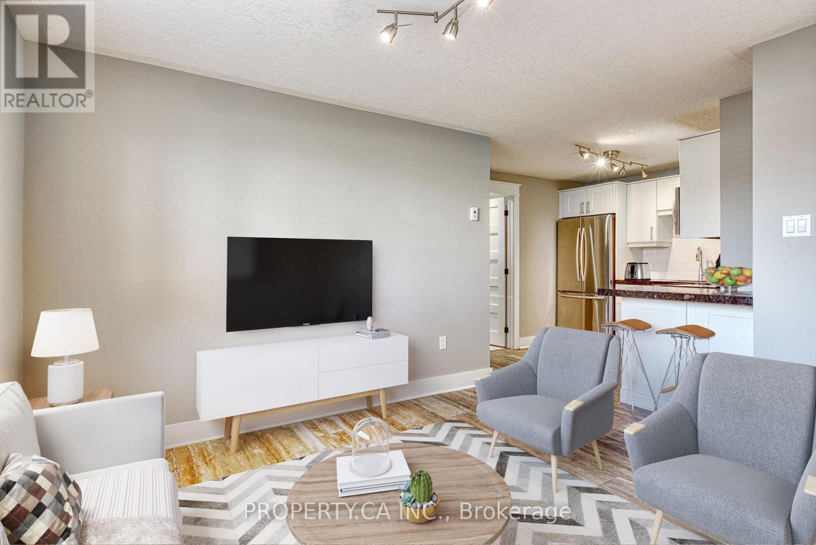 226 CLARKE STREET N - 15