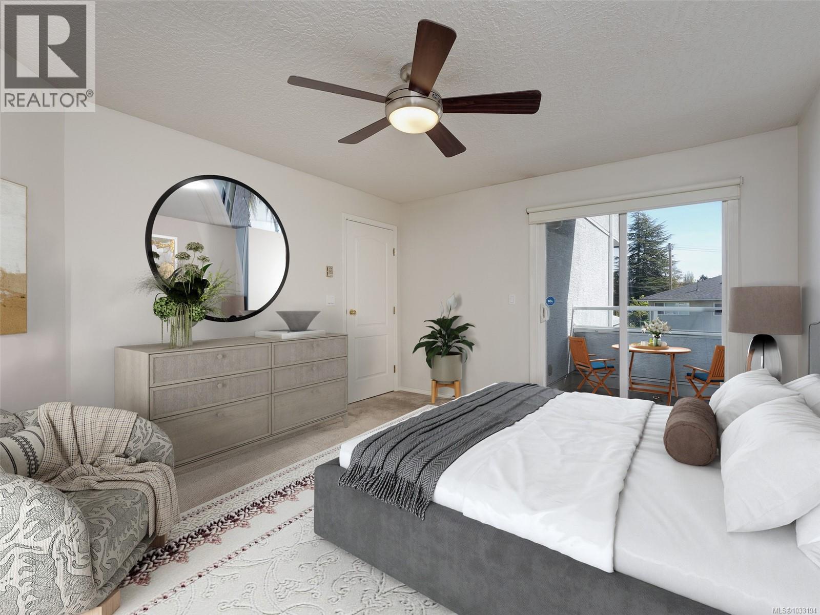 208 3921 Shelbourne Street, Saanich