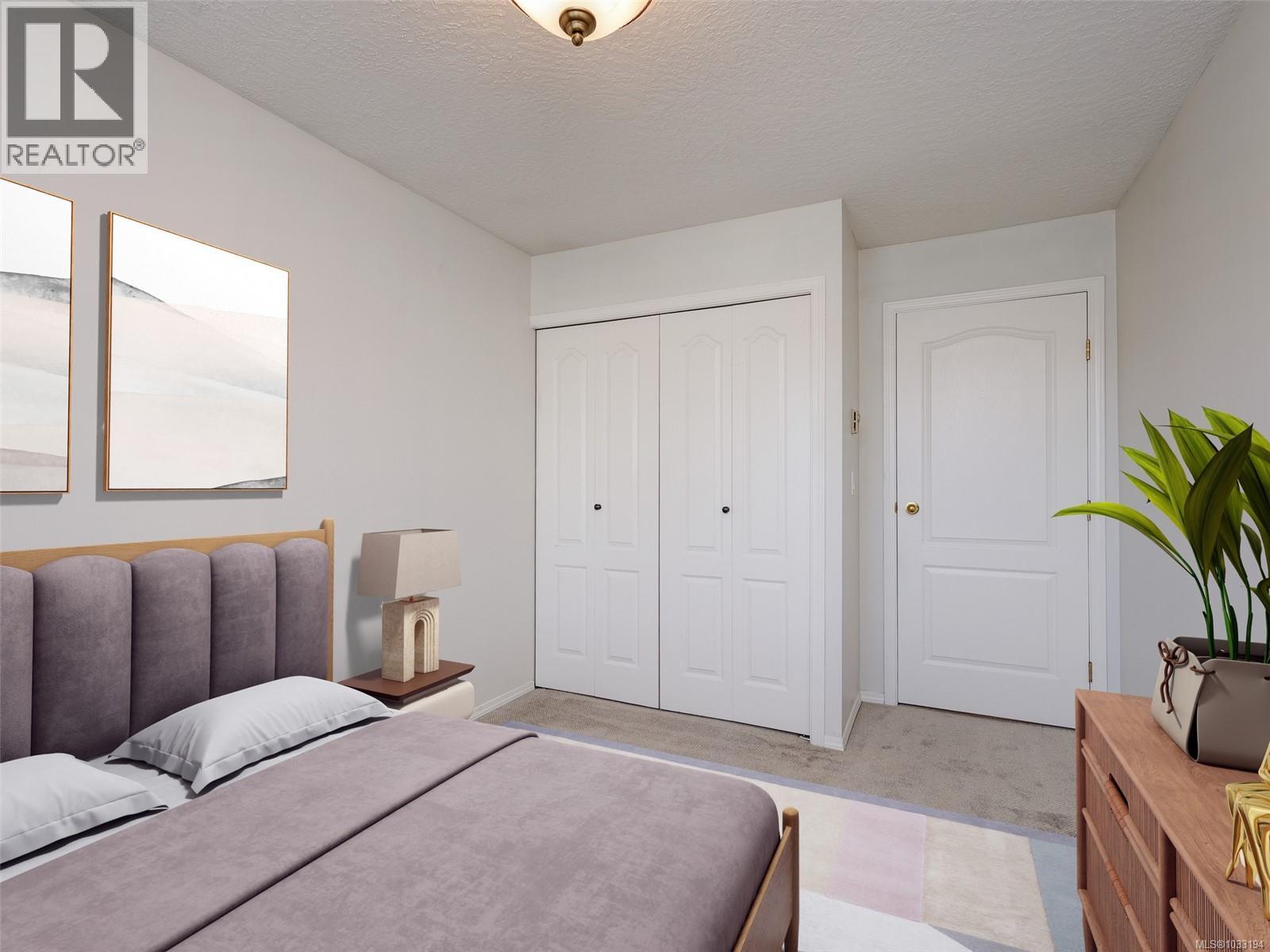 208 3921 Shelbourne Street, Saanich