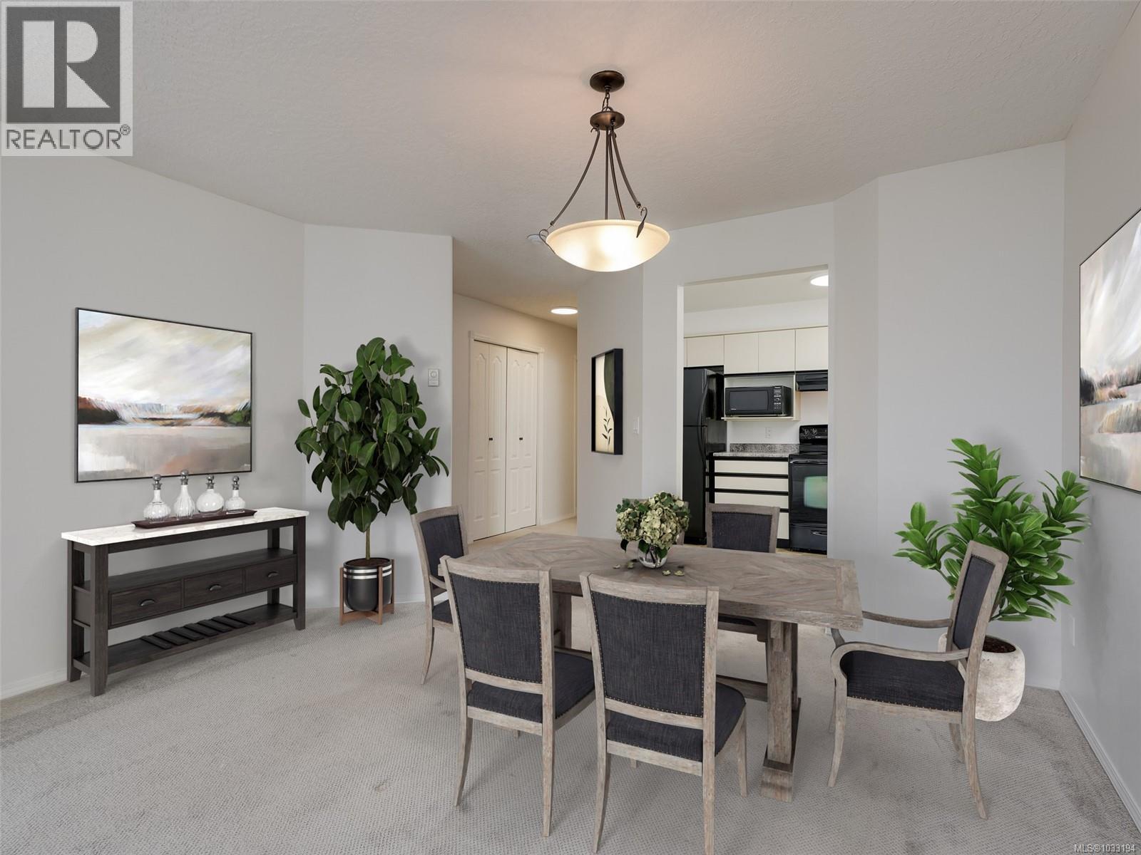 #208 3921 Shelbourne St - 5