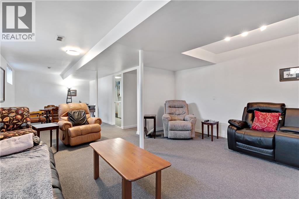 77 MCTAGUE Drive - 20