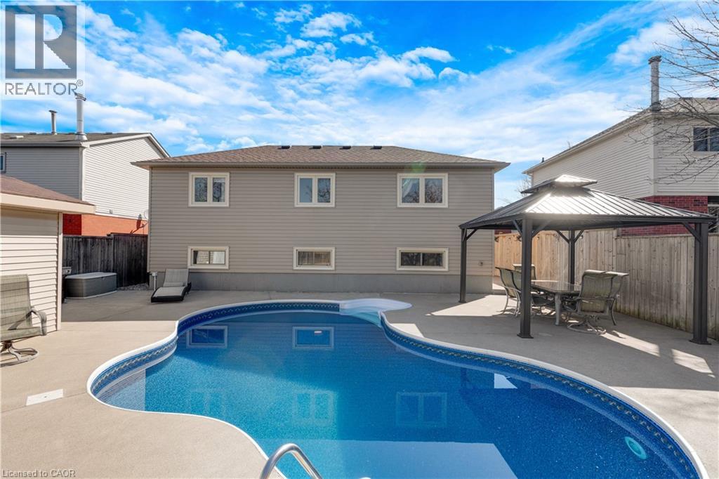 77 MCTAGUE Drive - 6