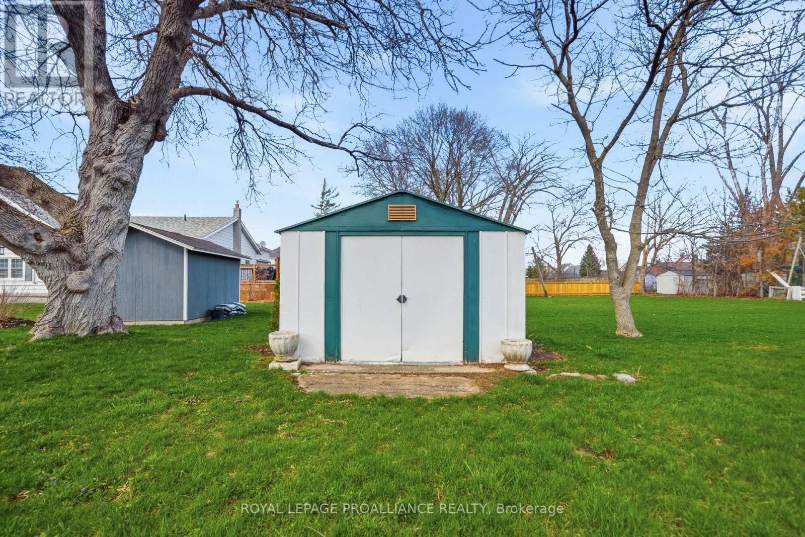 392 PICTON MAIN STREET - 19