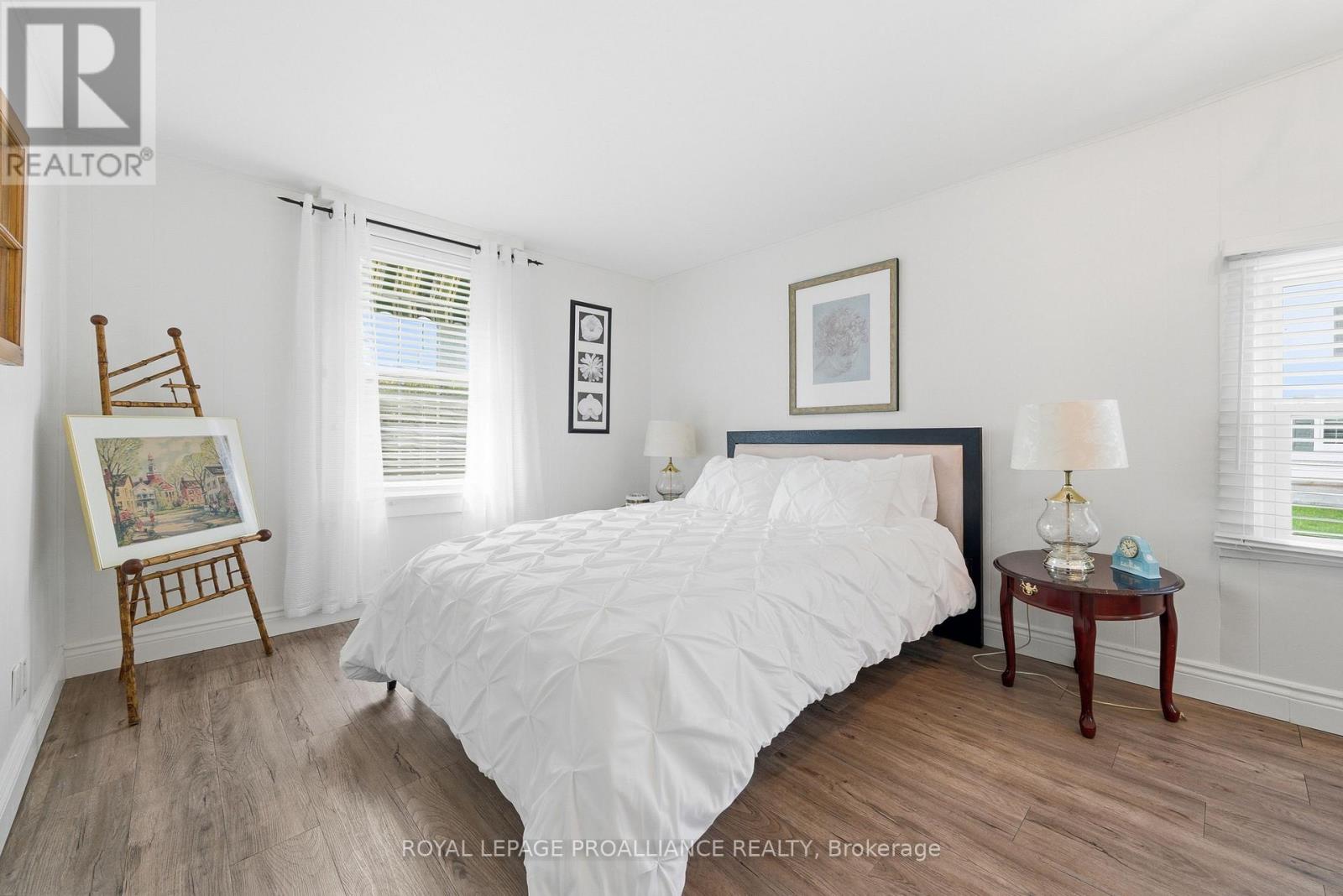 392 PICTON MAIN STREET - 9