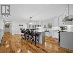 Kitchen - 717906 6 Highway, Georgian Bluffs, ON N4K5N7 Photo 10
