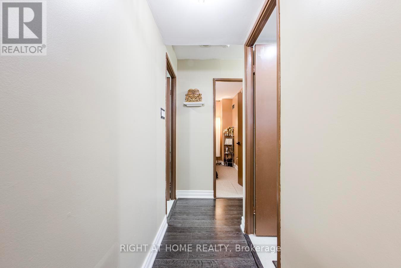 #204 15 SEWELLS ROAD - 16
