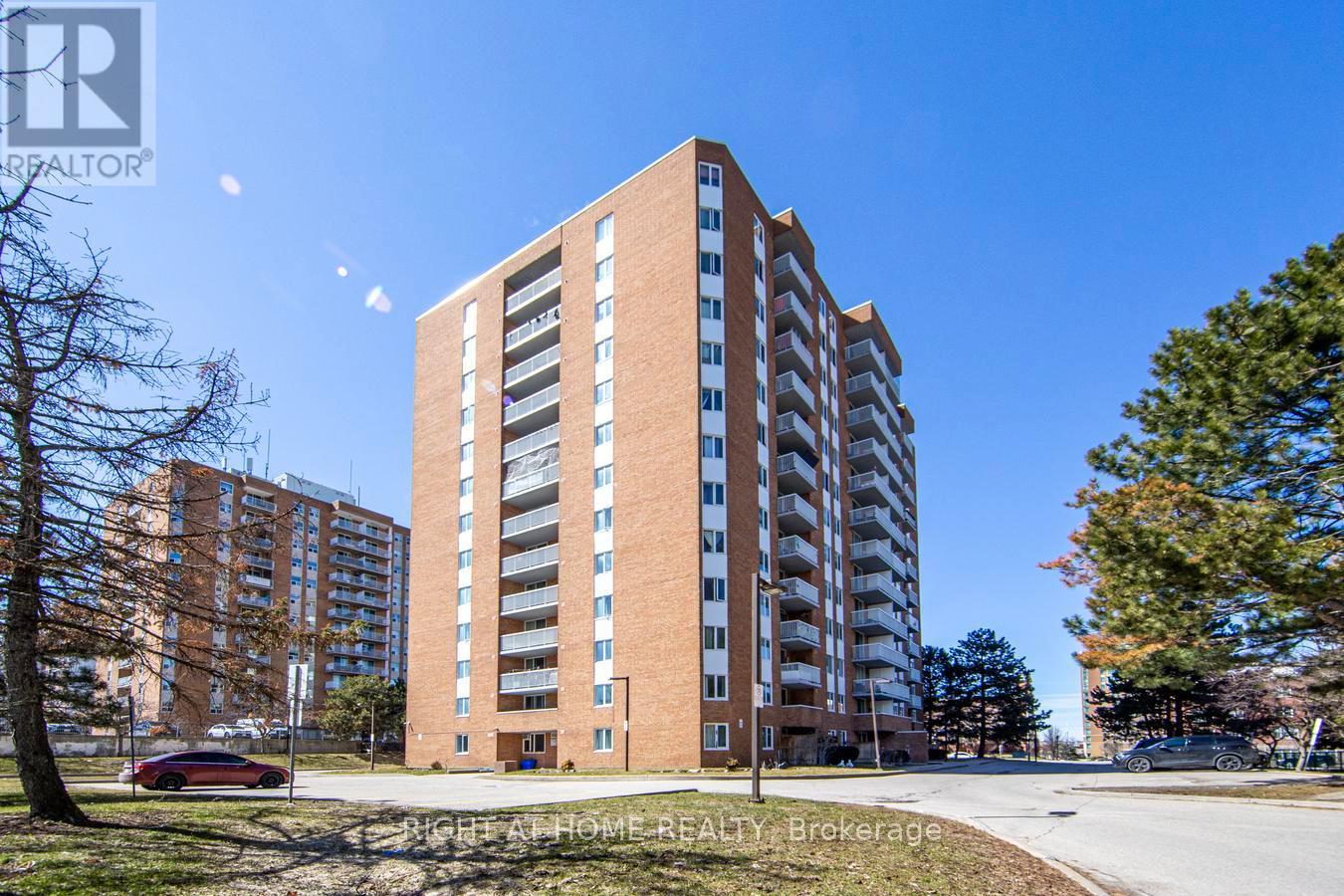 #204 15 SEWELLS ROAD - 2