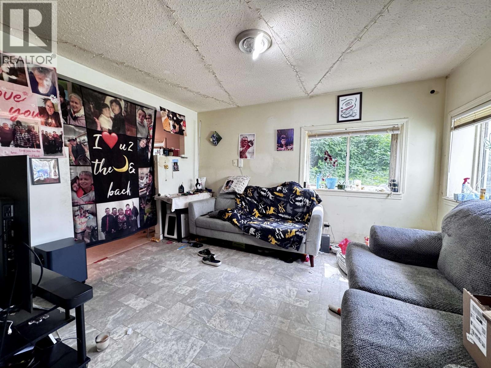 #202 204-206 E 6TH AVENUE - 3