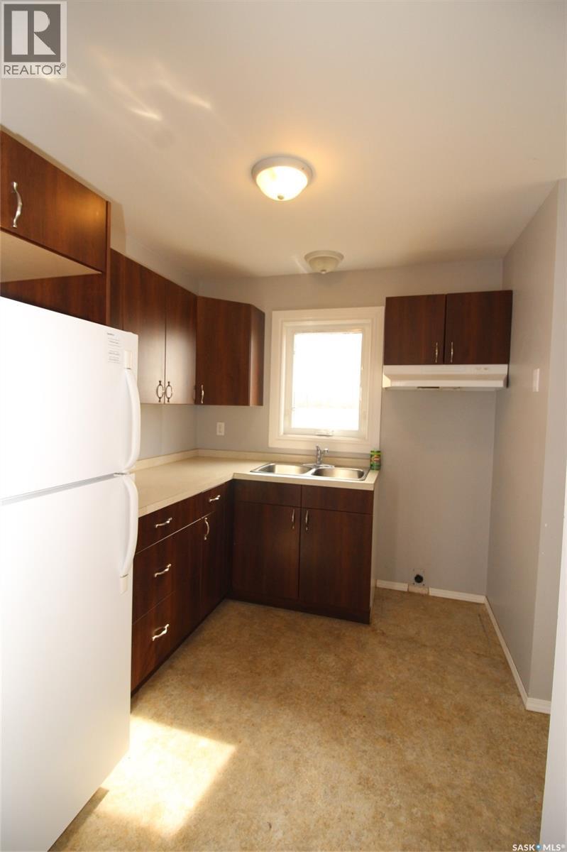 310-320 Railway AVENUE W - 42