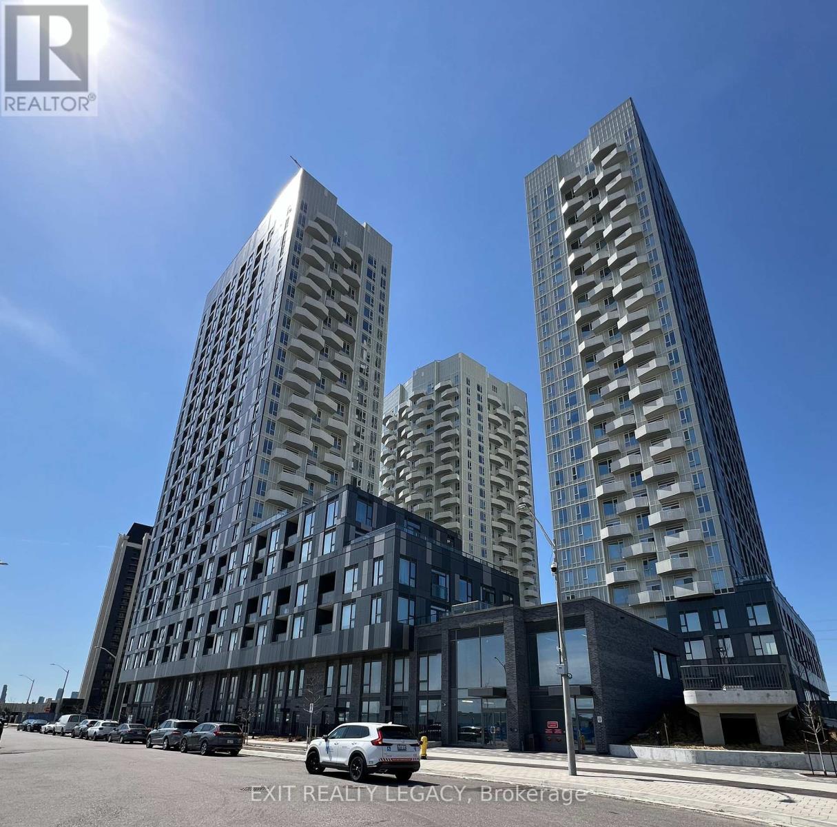 1608 - 474 CALDARI ROAD