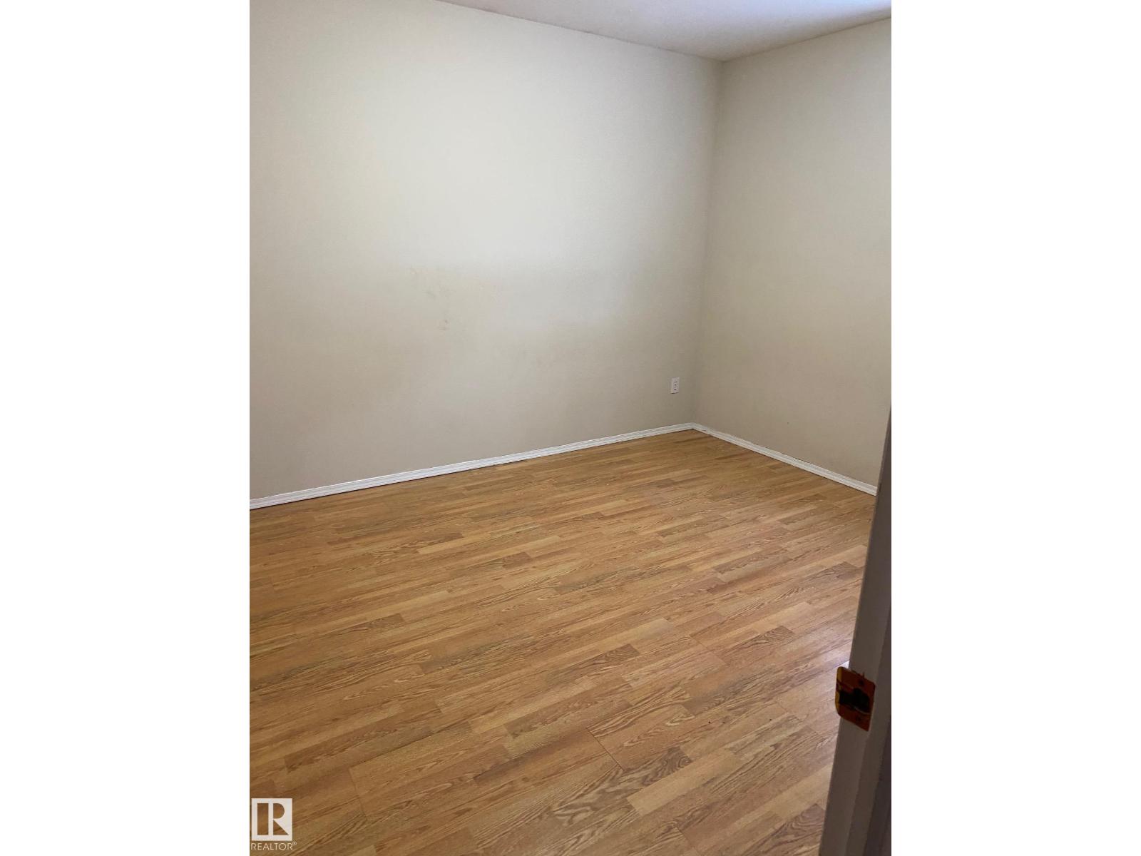 12005 95A ST NW - 12