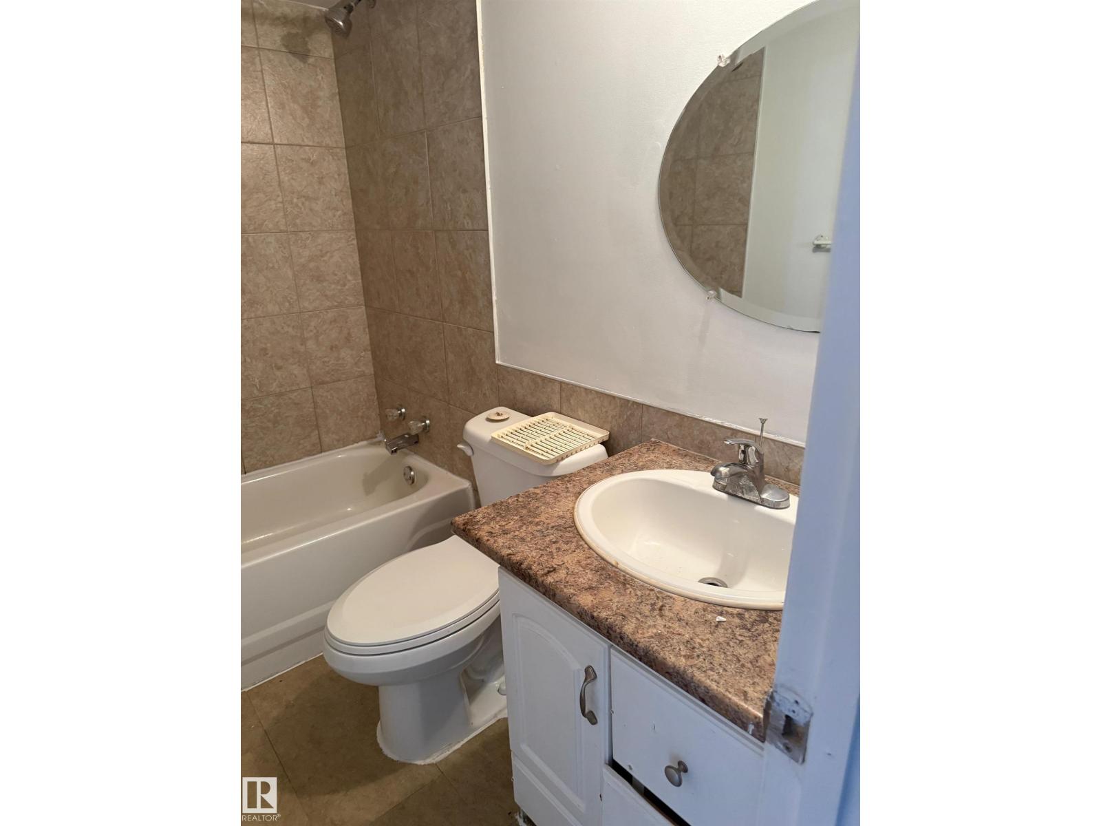 12005 95A ST NW - 29