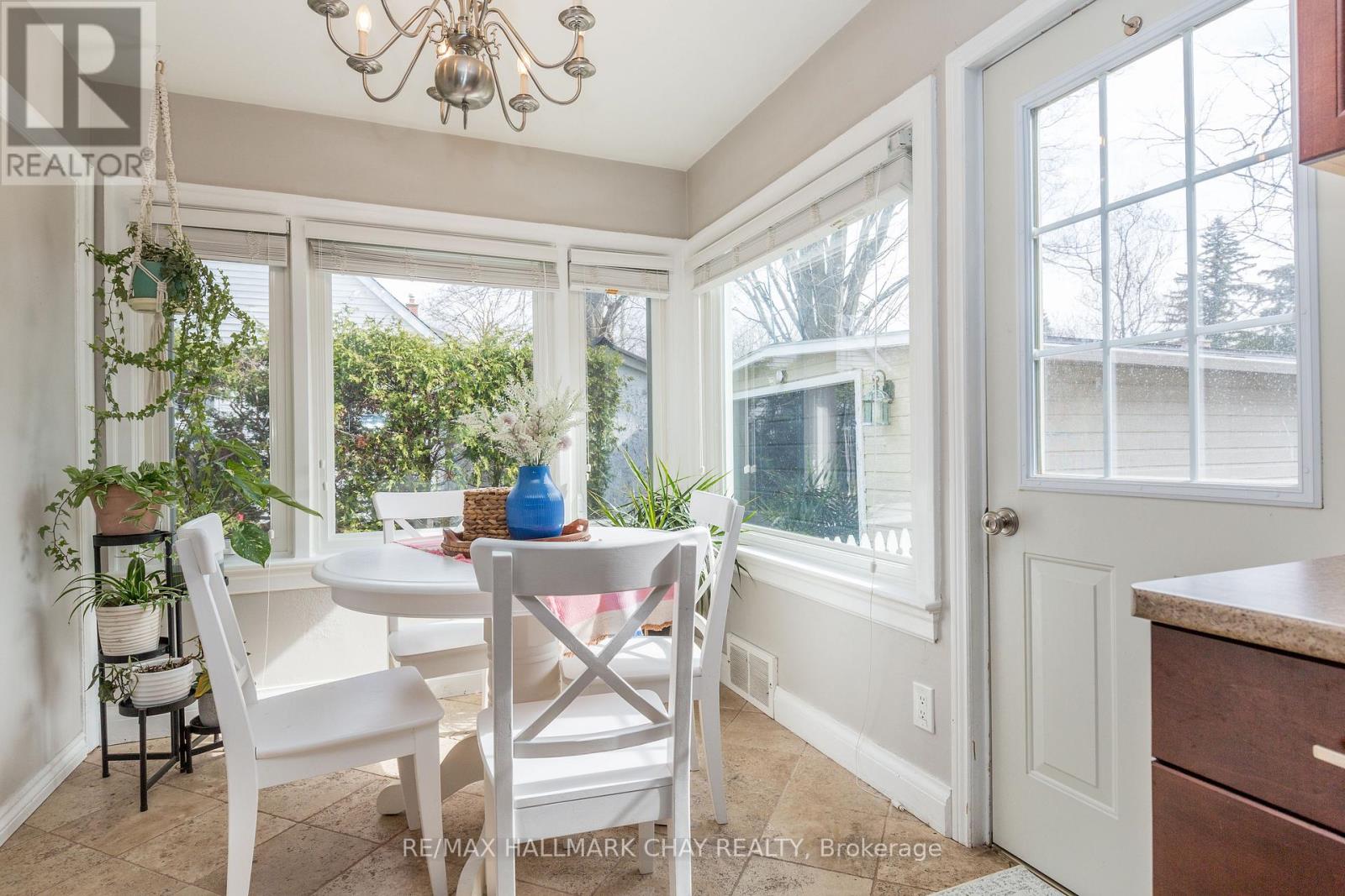 177 DUCKWORTH STREET - 13