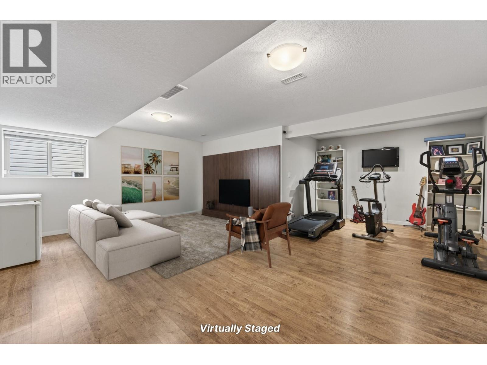 2592 WILLOWBRAE Drive - 25