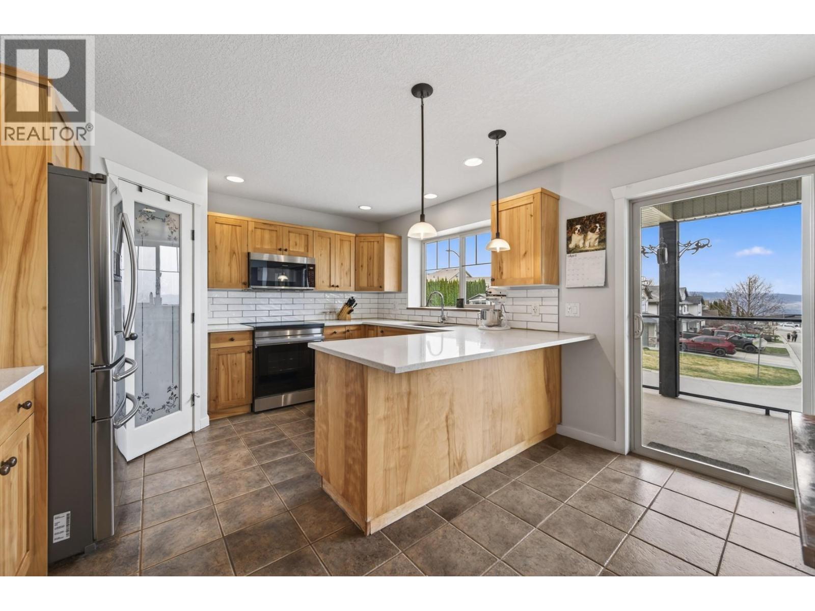 2592 WILLOWBRAE Drive - 2