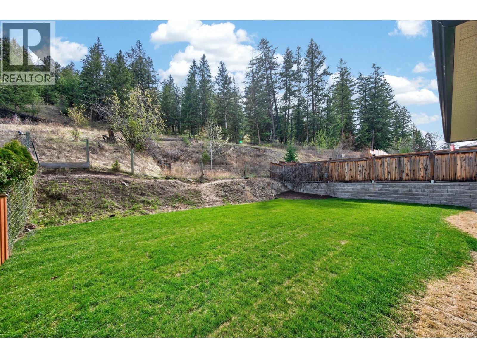 2592 WILLOWBRAE Drive - 36