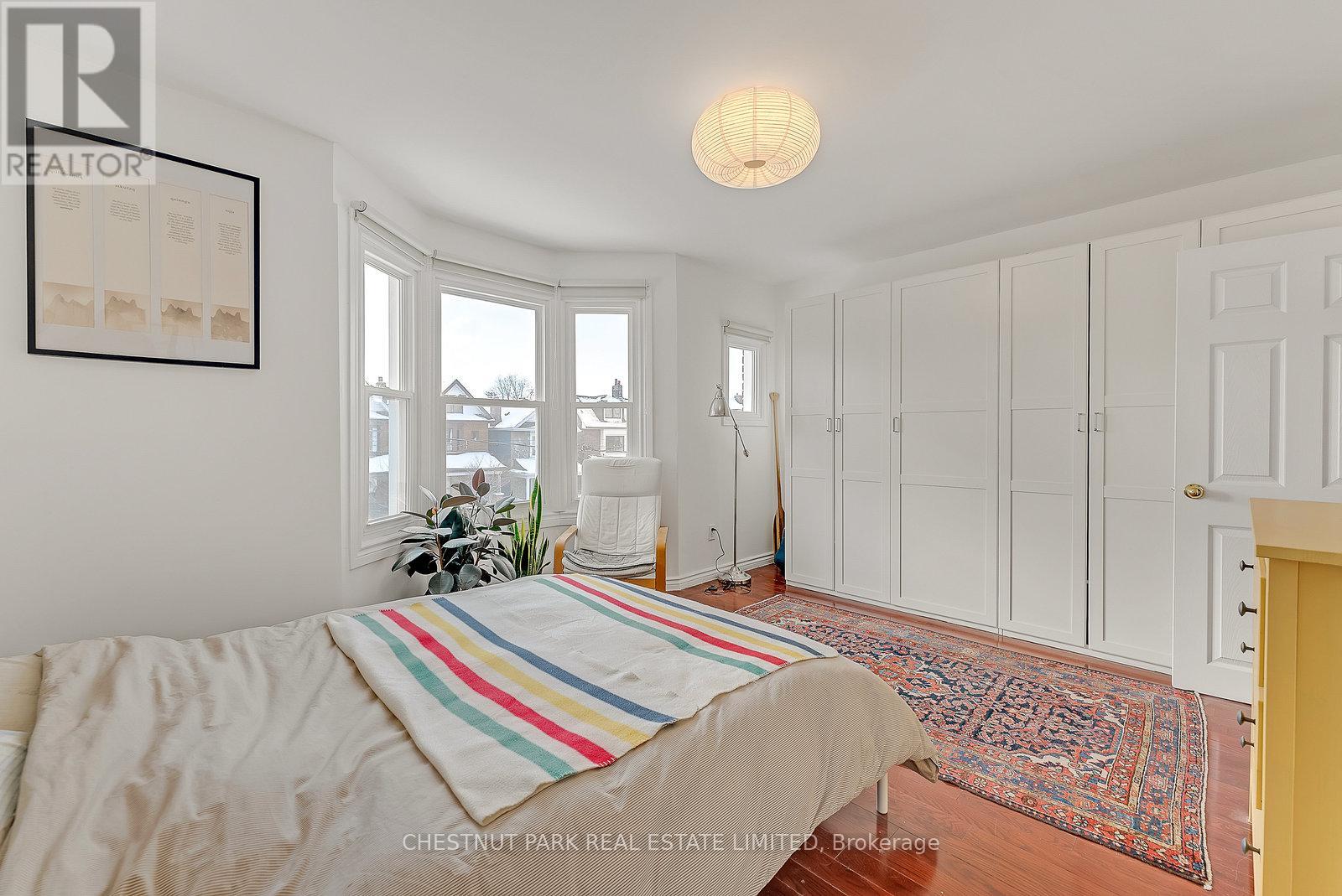 1383 LANSDOWNE AVENUE — photo 31